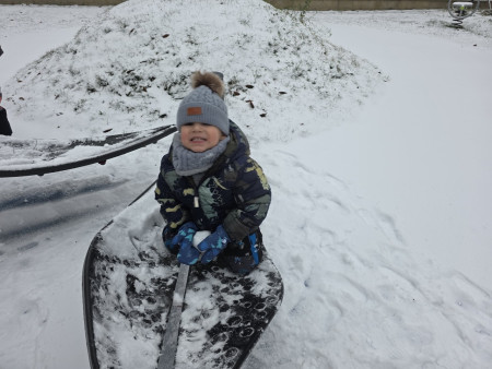 Užíváme si první sníh